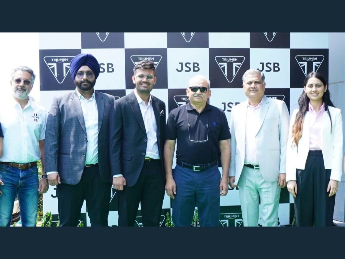 Mr Rakesh Sharma unveils Triumph Dwarka Showroom with JSB Group