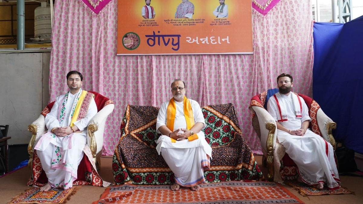 DIVY Foundation Observes 60th Birth Anniversary of Shree Vagishji with Social Welfare Initiatives in Vadodara DIVY Foundation Observes 60th Birth Anniversary of Shree Vagishji with Social Welfare Initiatives in Vadodara